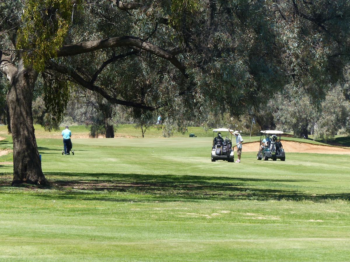 Renmark Country Club Exterior photo