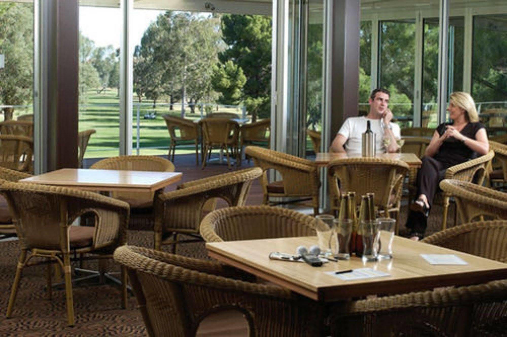 Renmark Country Club Exterior photo
